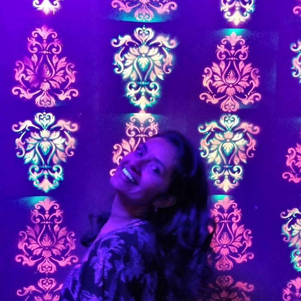 Meet your Posher, Elizabeth